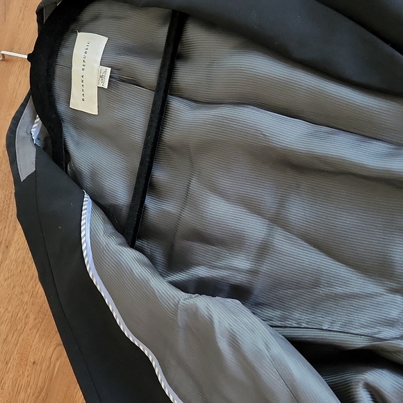 BANANA REPUBLIC Black Blazer - Picture 4 of 5